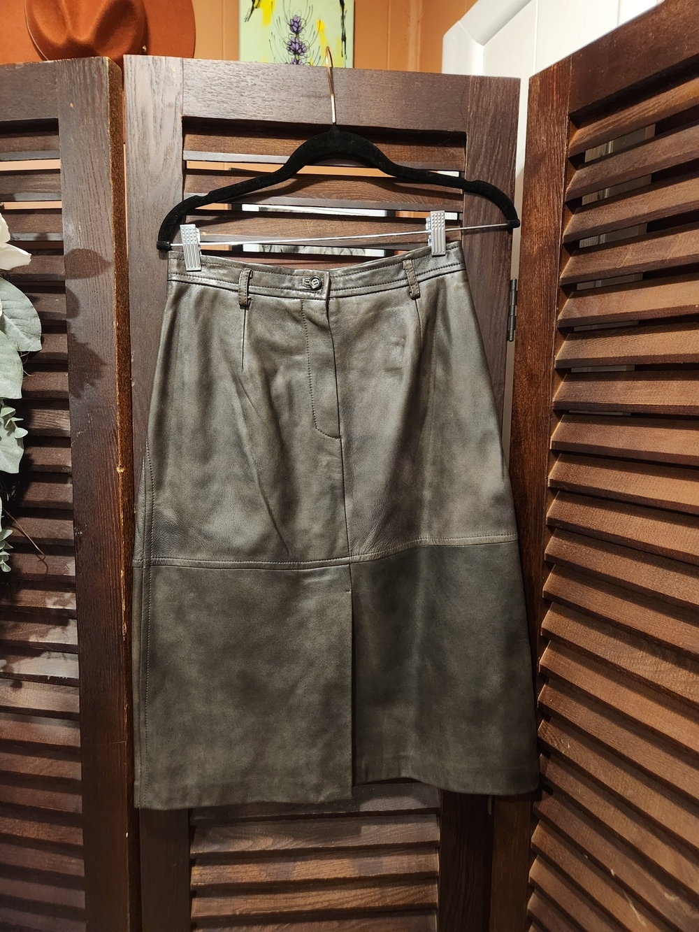 Weekend Max Mara Olive-Brown Leather Pencil Skirt